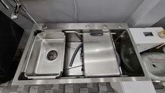 CHẬU CHÉN INOX 304 9046 CÓ VÂN CHỐNG TRẦY