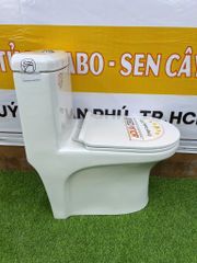 BỒN CẦU LIỀN KHỐI TRẮNG 828