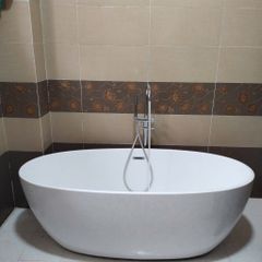 BỒN TẮM TRỨNG OVAL