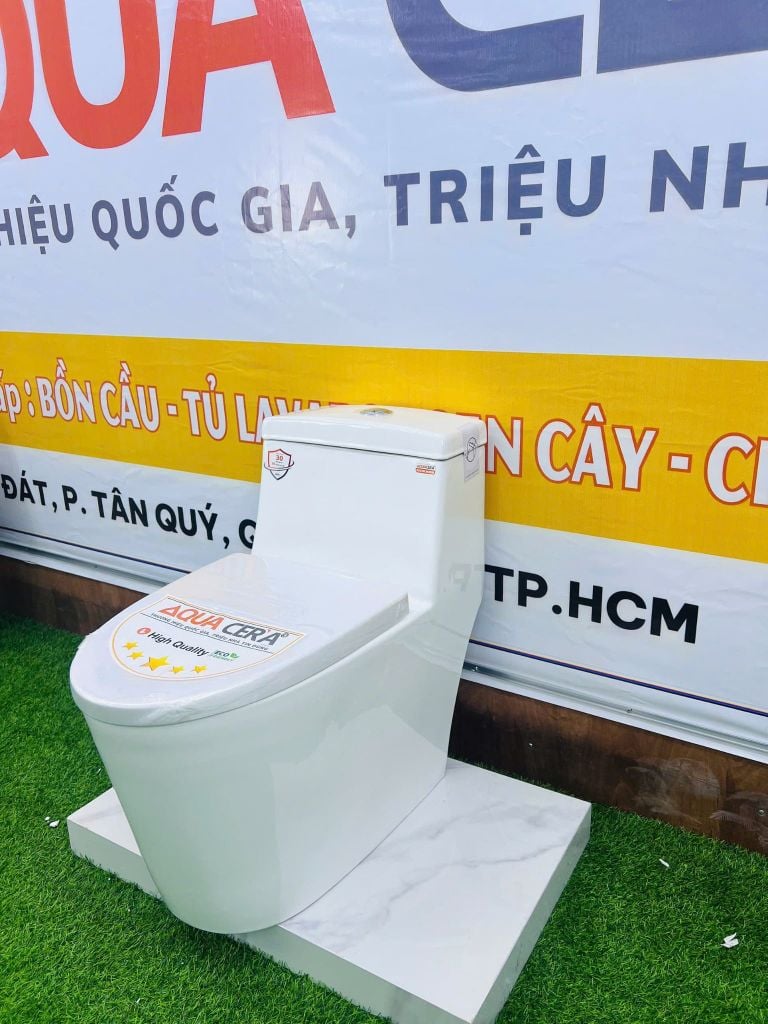 BỒN CẦU LIỀN KHỐI TRẮNG 909