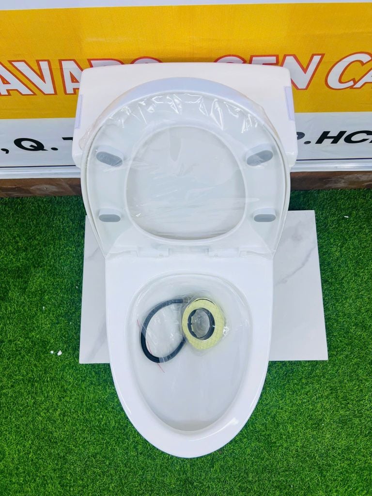 BỒN CẦU LIỀN KHỐI TRẮNG 909