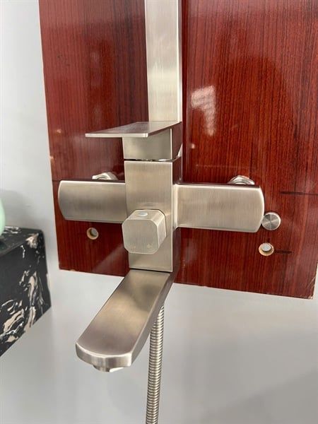Sen đứng nóng lạnh SUS 304