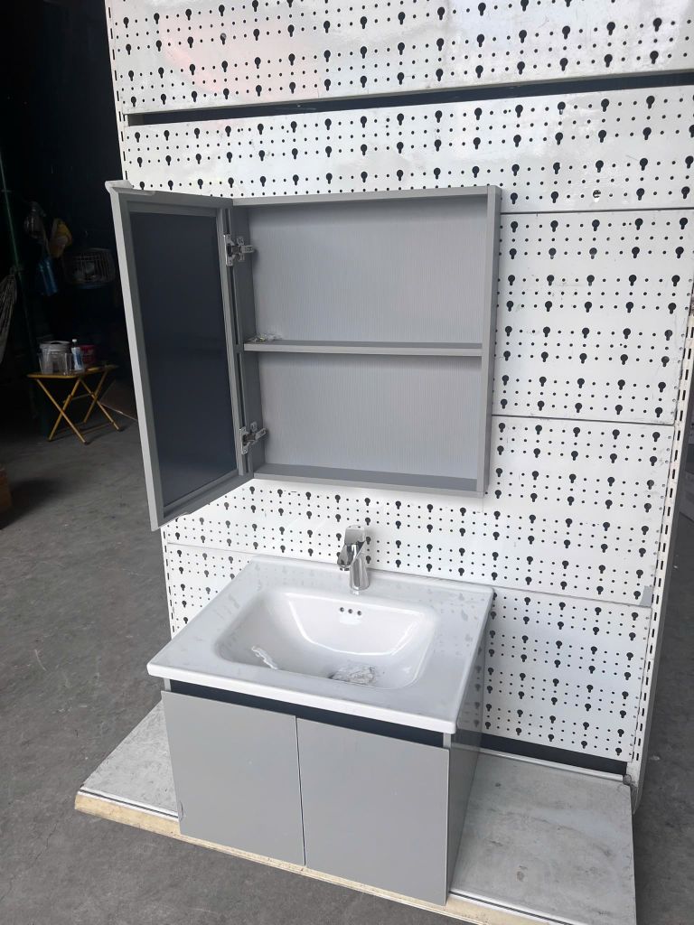 TỦ LAVABO KÍCH THƯỚC 60x50 –TUP7105-60