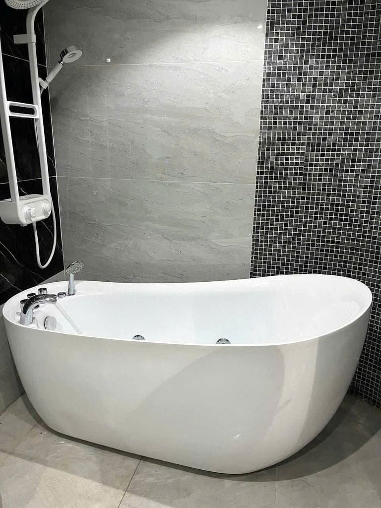 BỒN TẮM RY008