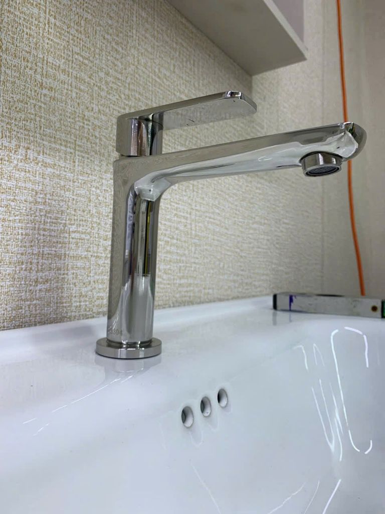 VÒI LAVABO (LẠNH ) - 250B - INOX304 ĐÁNH BÓNG