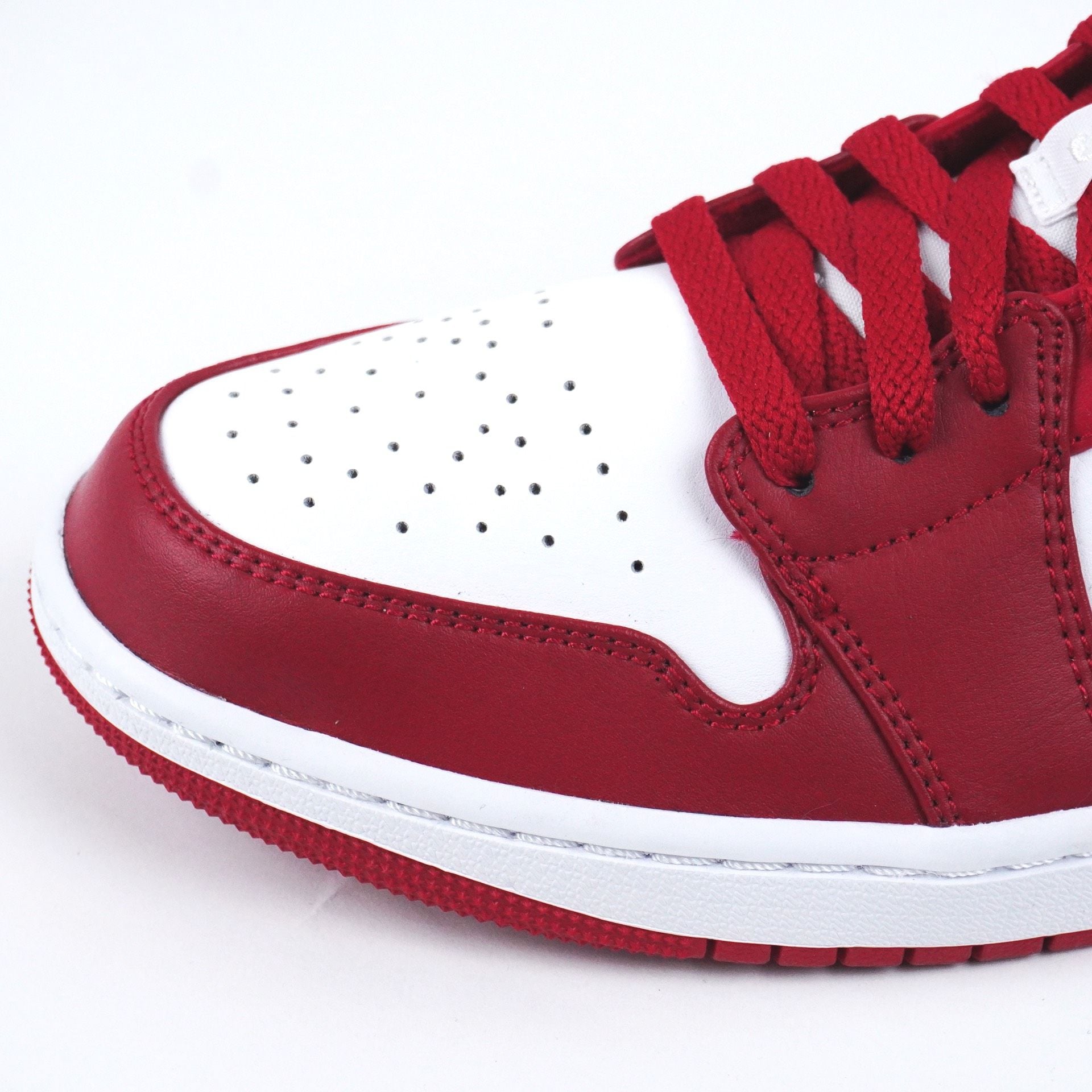  GIÀY JORDAN 1 LOW CARDINAL RED 