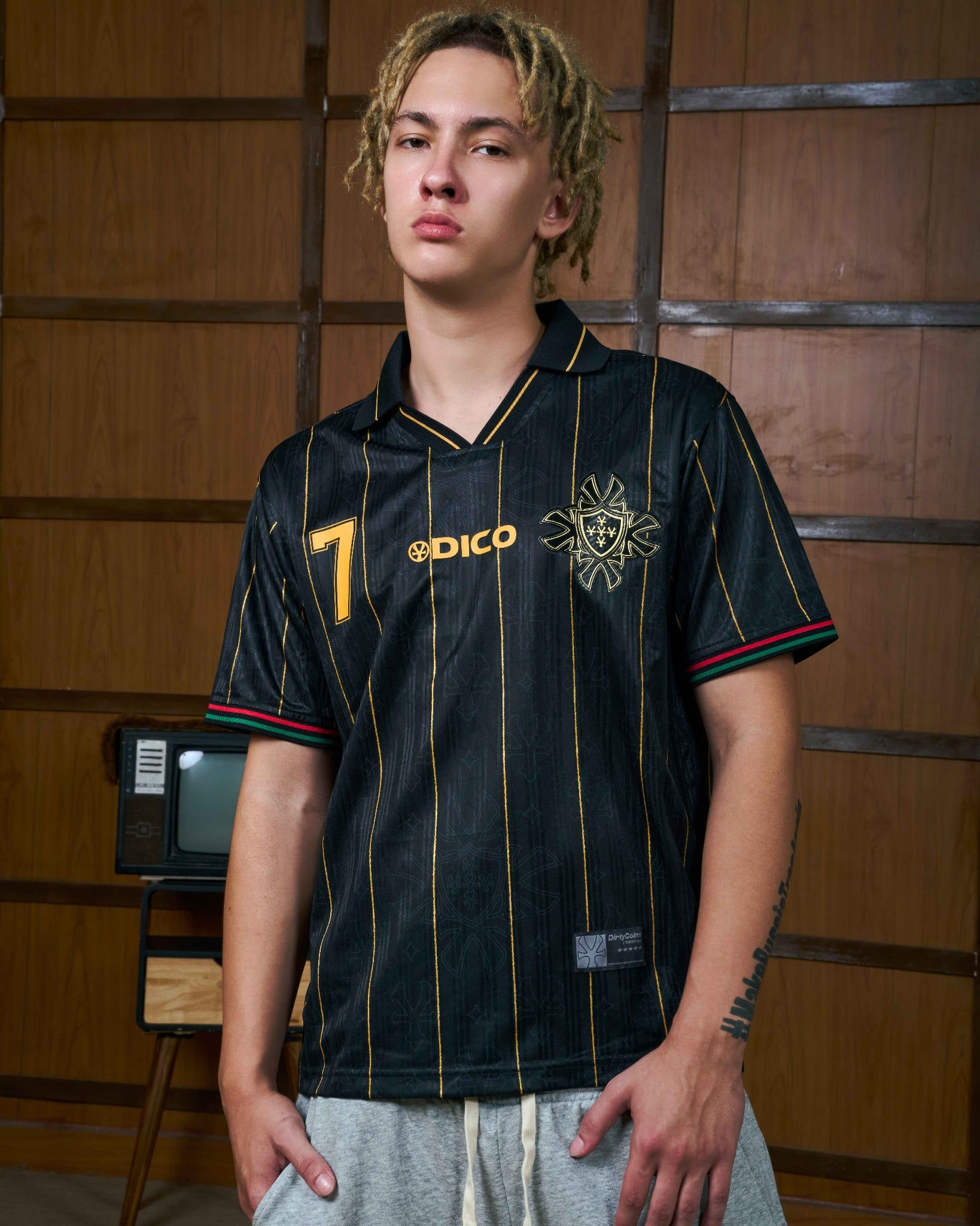  Áo Thun Soccer Jersey Golden 07 