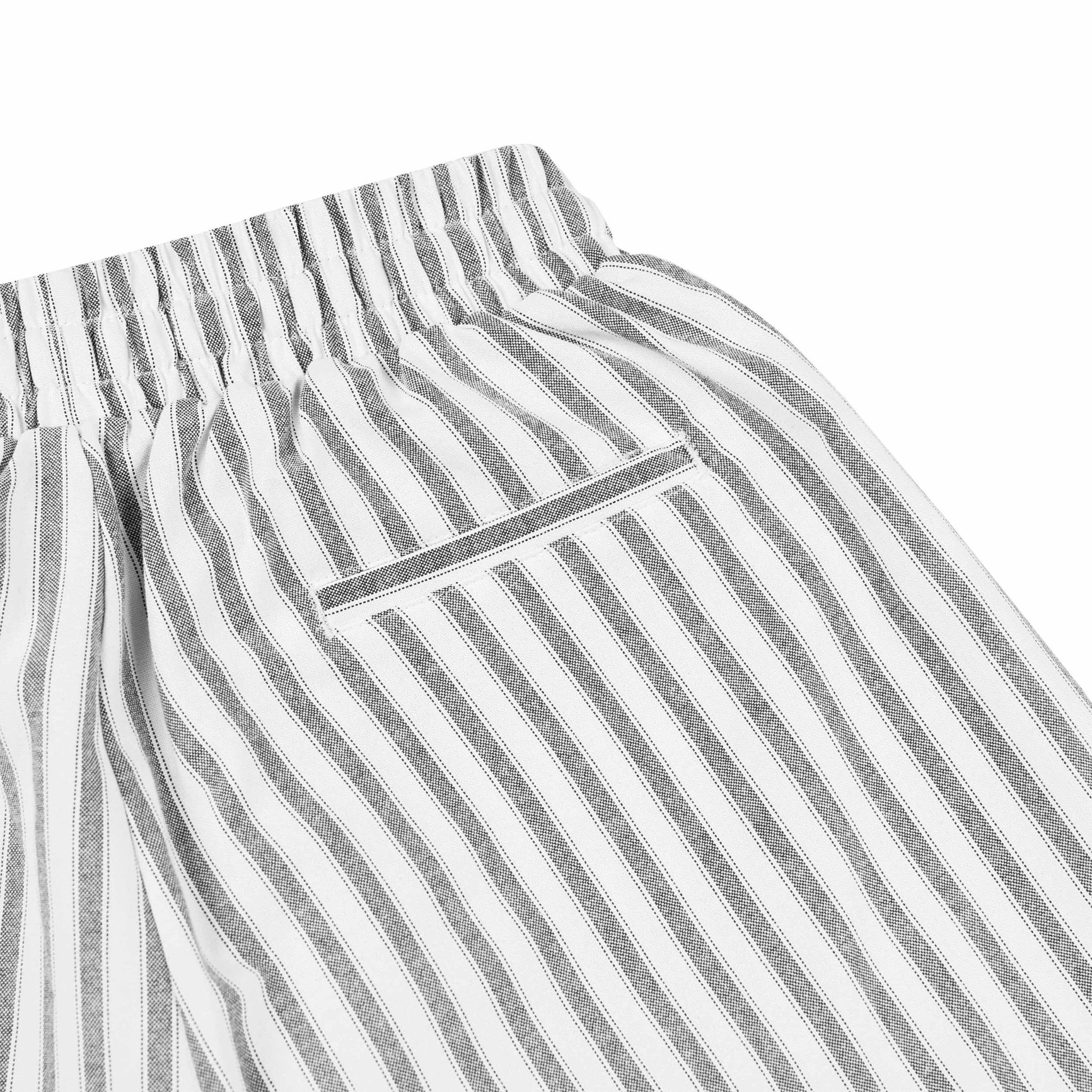  Quần ngắn Striped Script Logo 