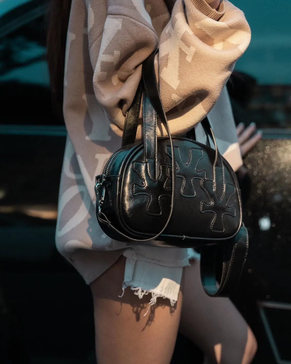  Túi Xách Mini Bowler Bag Patches ‘Y’ Logo 