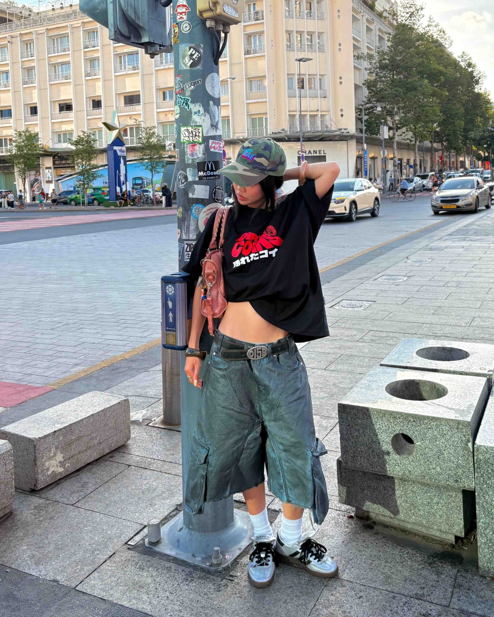  Áo thun DirtyCoins Wavy Logo T-Shirt 