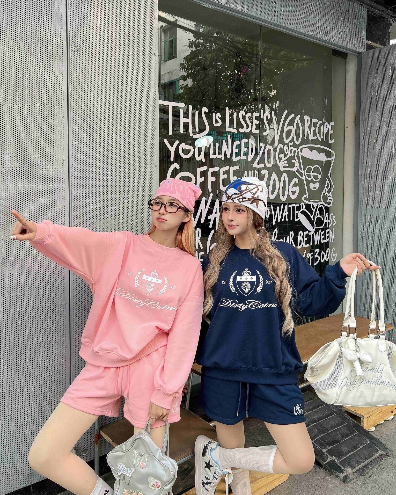  Áo khoác Sweatshirt Academy Script 