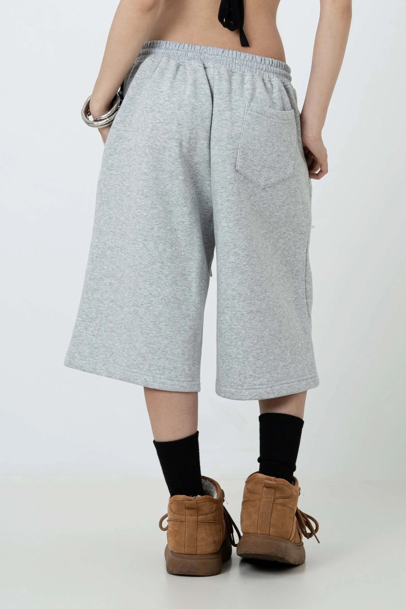  Quần ngắn Sweatshorts Baggy Logo Patched 