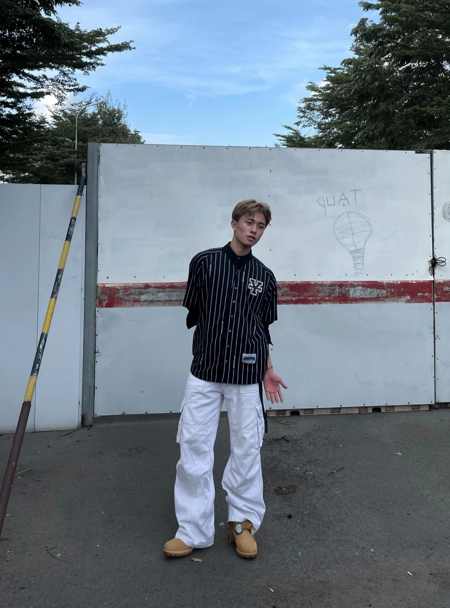  Áo Sơ Mi Baseball White Striped 
