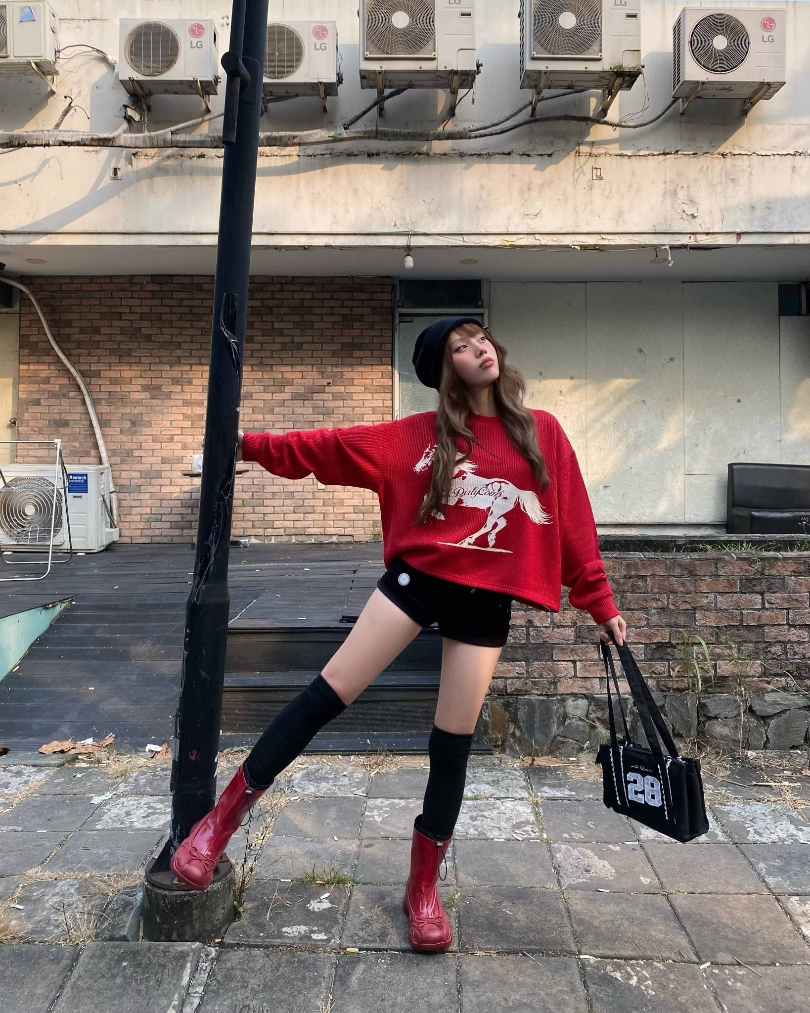  Áo Sweater DirtyCoins Horse Power Knit 