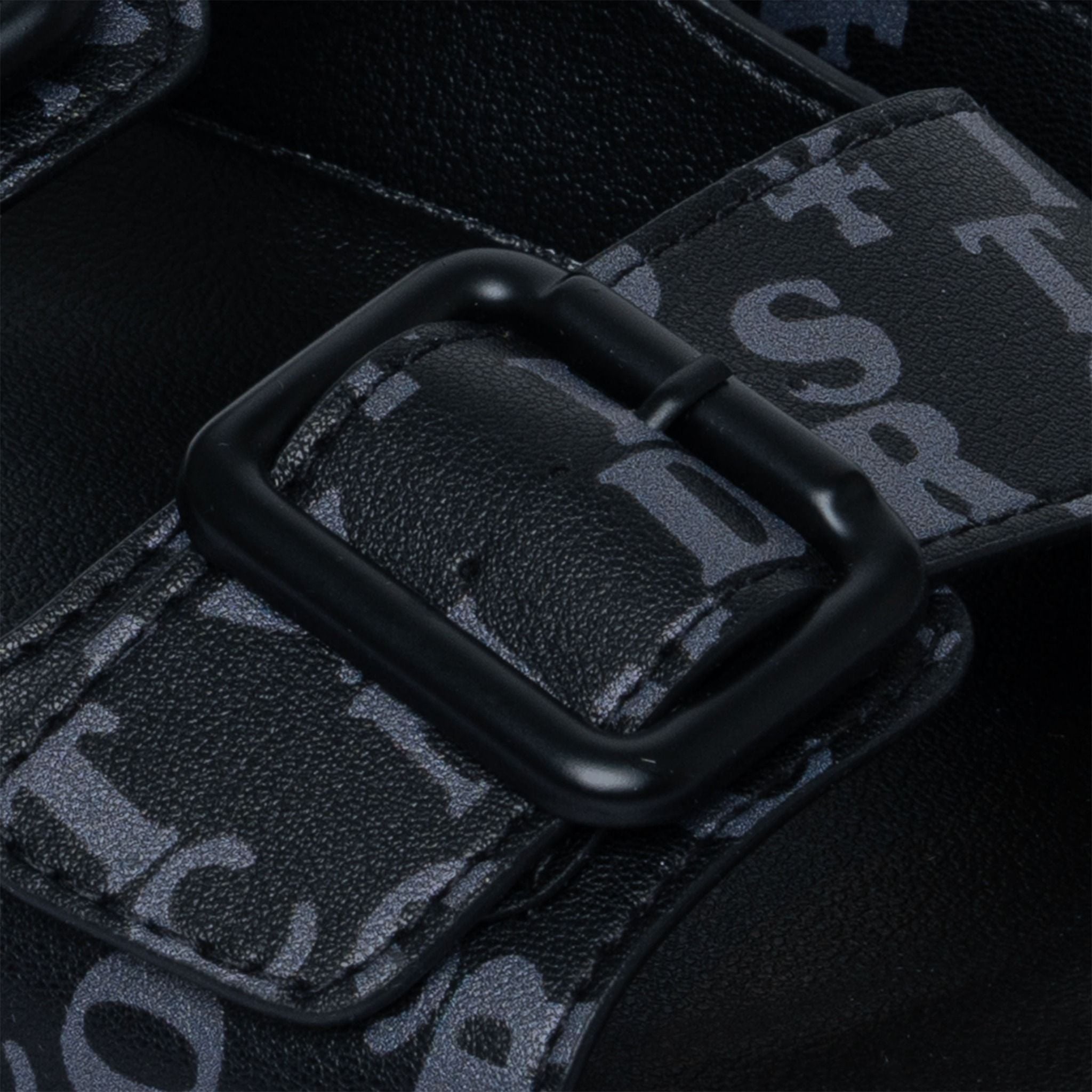  Dép Arizona Slides Letter Monogram 