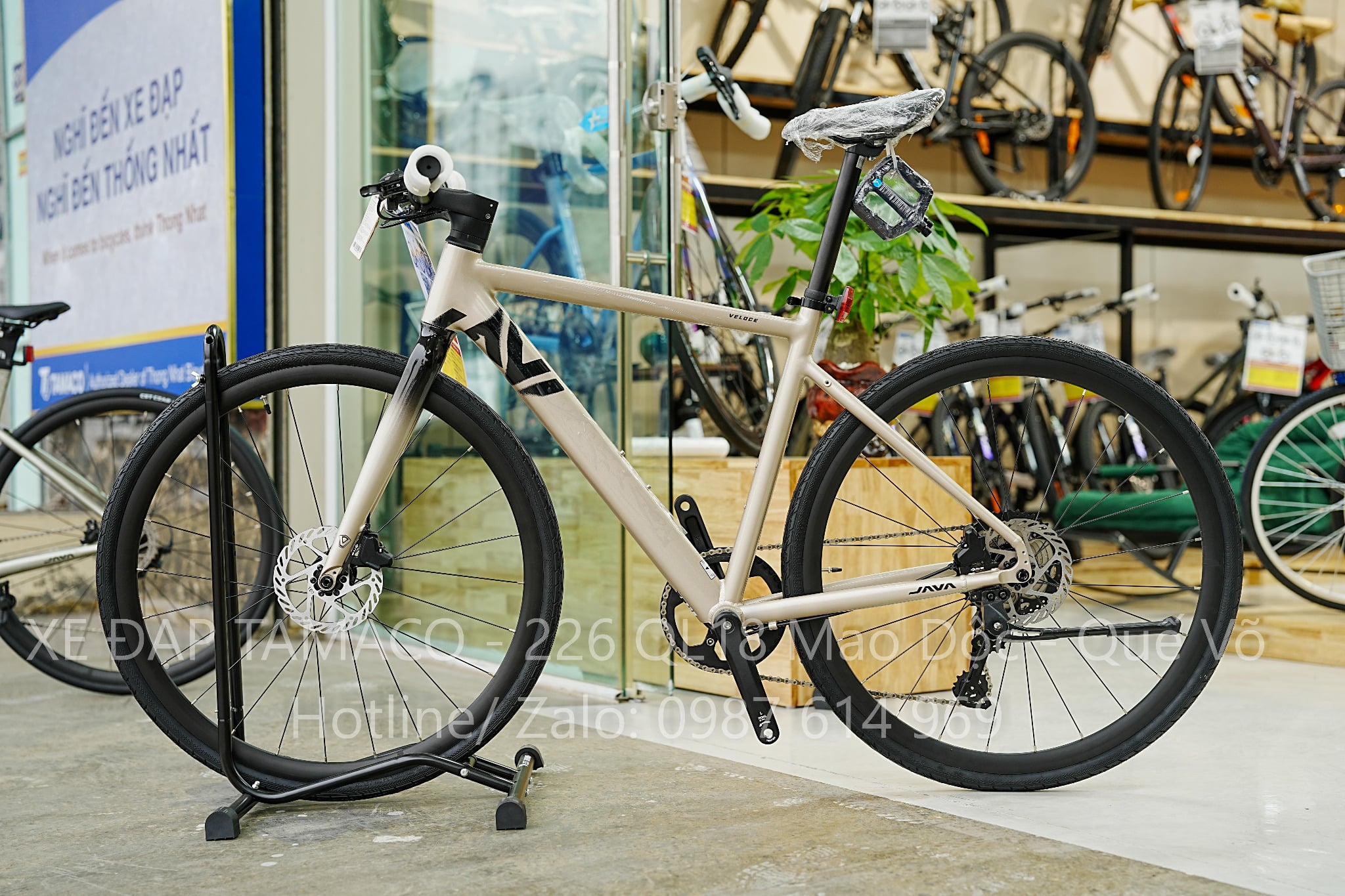 Xe đạp road Java Veloce City 700C phanh dầu Shimano 105 R7120, 12 tốc