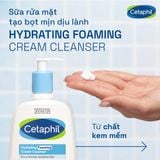 Sữa rửa mặt tạo bọt dịu lành cho da nhạy cảm Cetaphil Hydrating Foaming