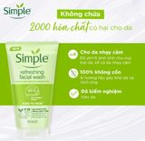 Gel rửa mặt lành tính Simple Gel Wash 150ml