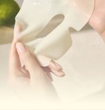 Mặt nạ thạch cao cấp LUVUM Gel Mask 33g - hộp 5 miếng Yuja (Vàng)