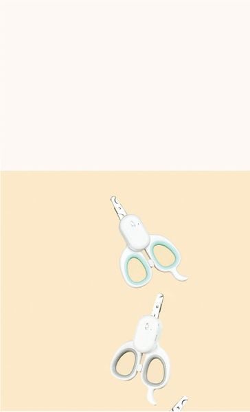 Kềm Cắt Móng Pakeway Lamp (Recharge) - Cat Scrissors With Lamp (Flat)