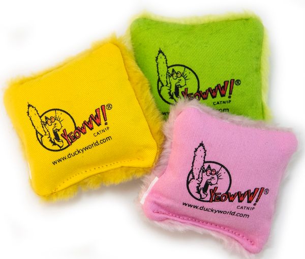Yeowww Catnip - Đồ chơi cỏ mèo Catnip