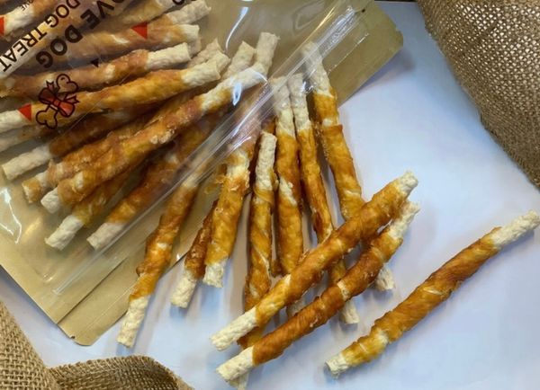 LoveDog Chicken Stick - Gà cuộn que sữa