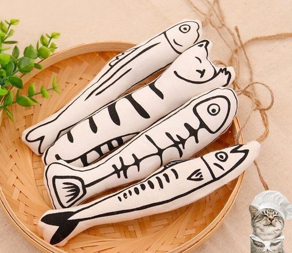 Cá nhồi bông catnip nhỏ cho mèo