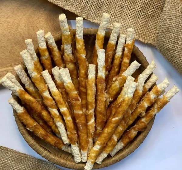 LoveDog Chicken Stick - Gà cuộn que sữa