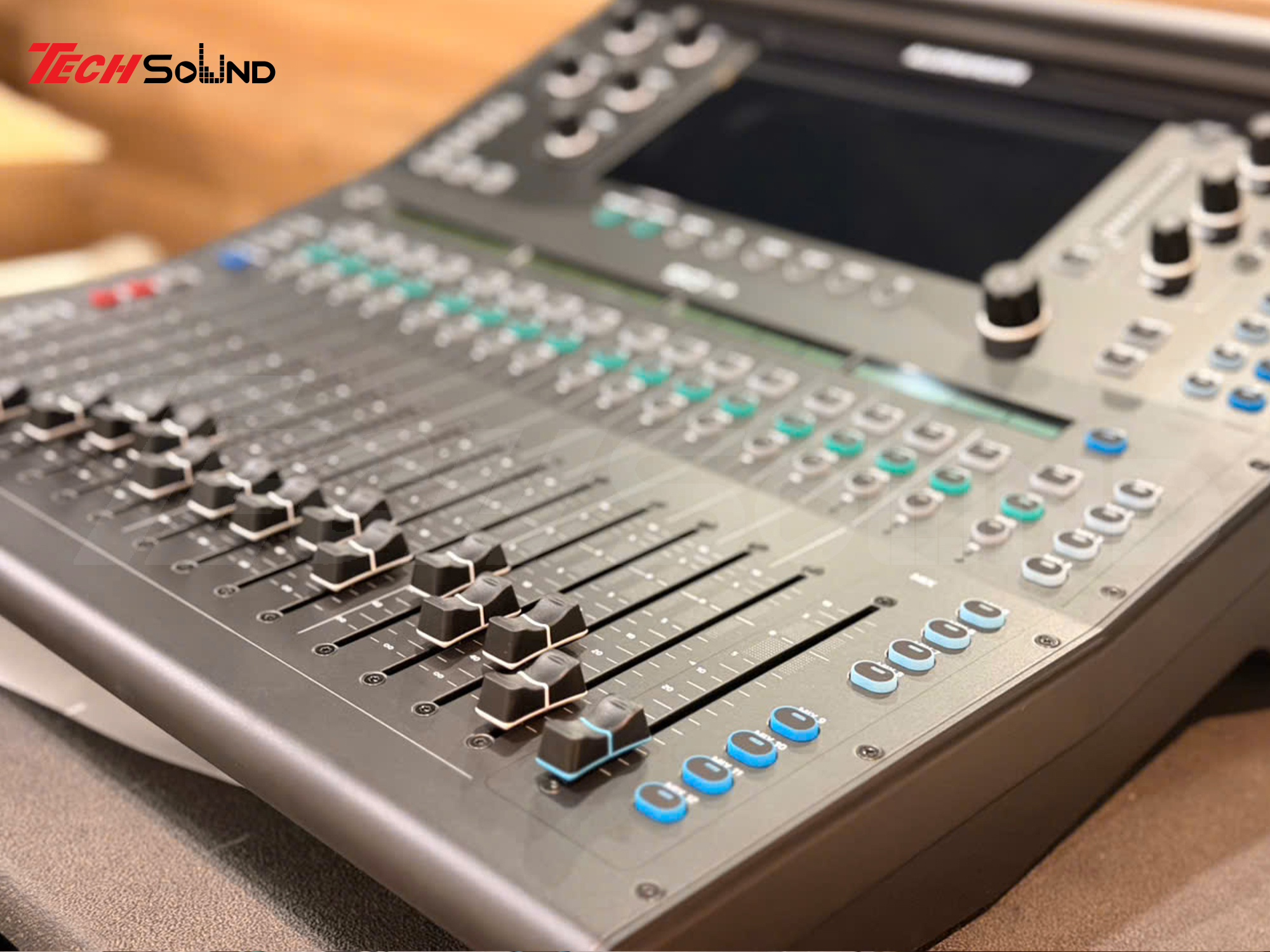 Bàn Mixer Allen & Heath SQ5+