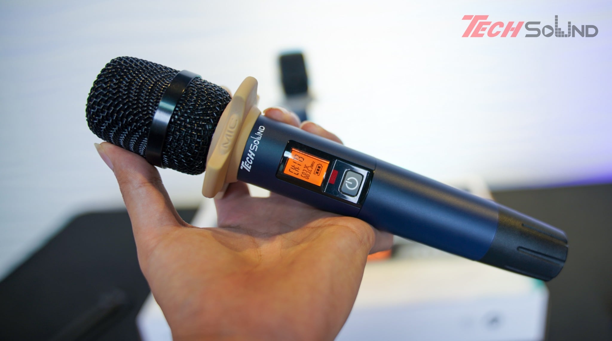 Bộ Micro không dây M-5900
