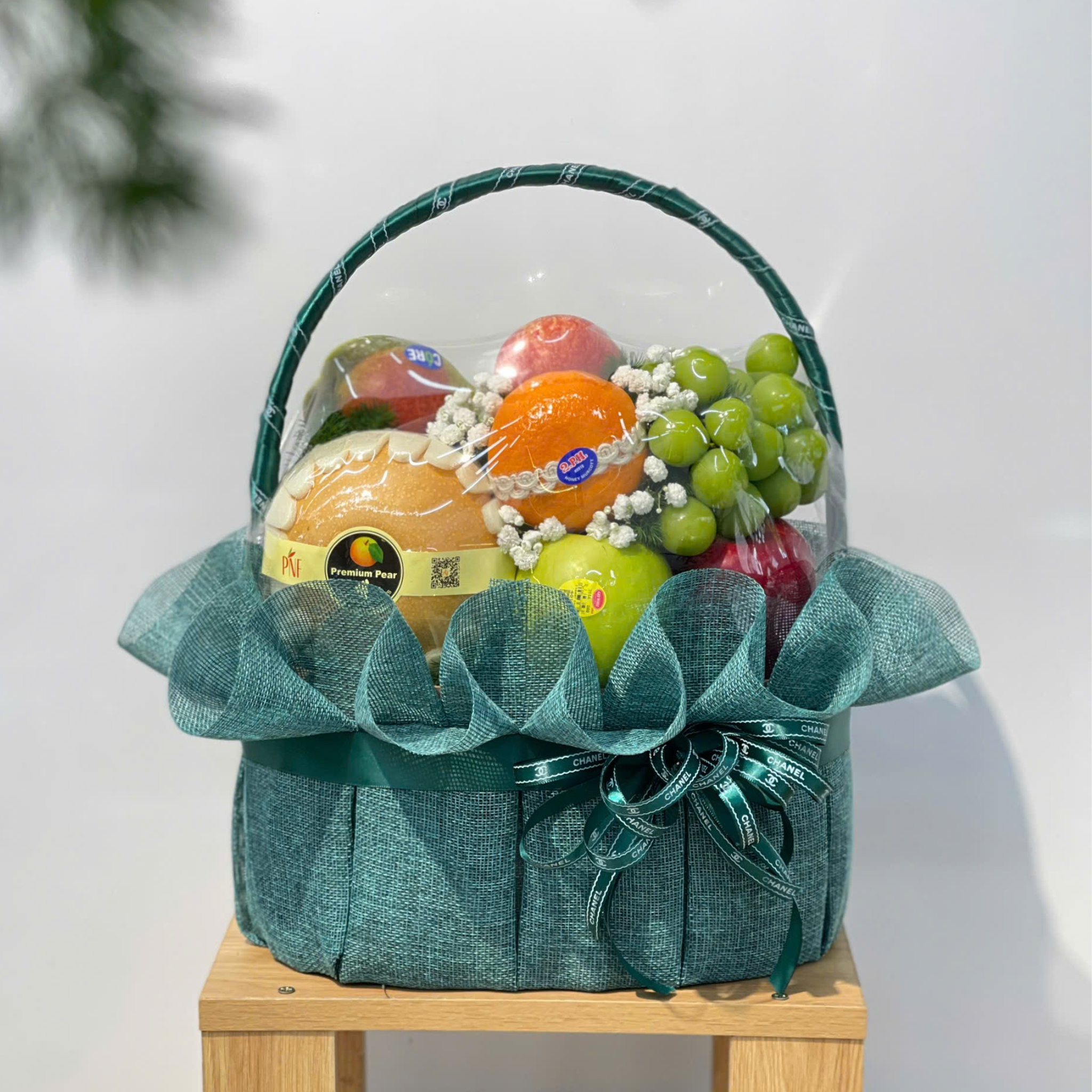  Giỏ Trái Cây “Emerald Charm” 