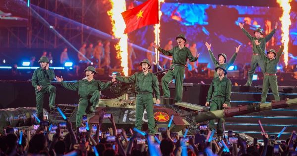 Sao Nhập Ngũ Concert Day 2 - Tuổi đôi mươi