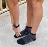  Tất Xỏ Ngón Chạy Đường Dài Injinji Ultra Run Mini-Crew - Onyx 