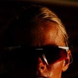  Kính 100% A2 - Currently Running Marshmallow Gradient Brown/Red Lens 