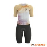  Bộ Quần Áo Ba Môn Nữ Compressport Aero SS Trisuit W-Buff Orange Print 