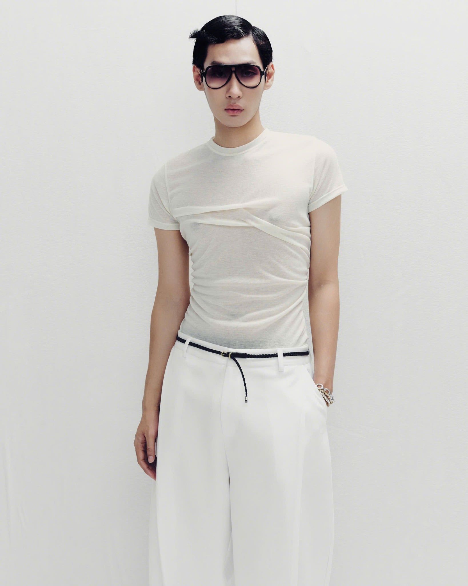  CREASED TROUSERS 
