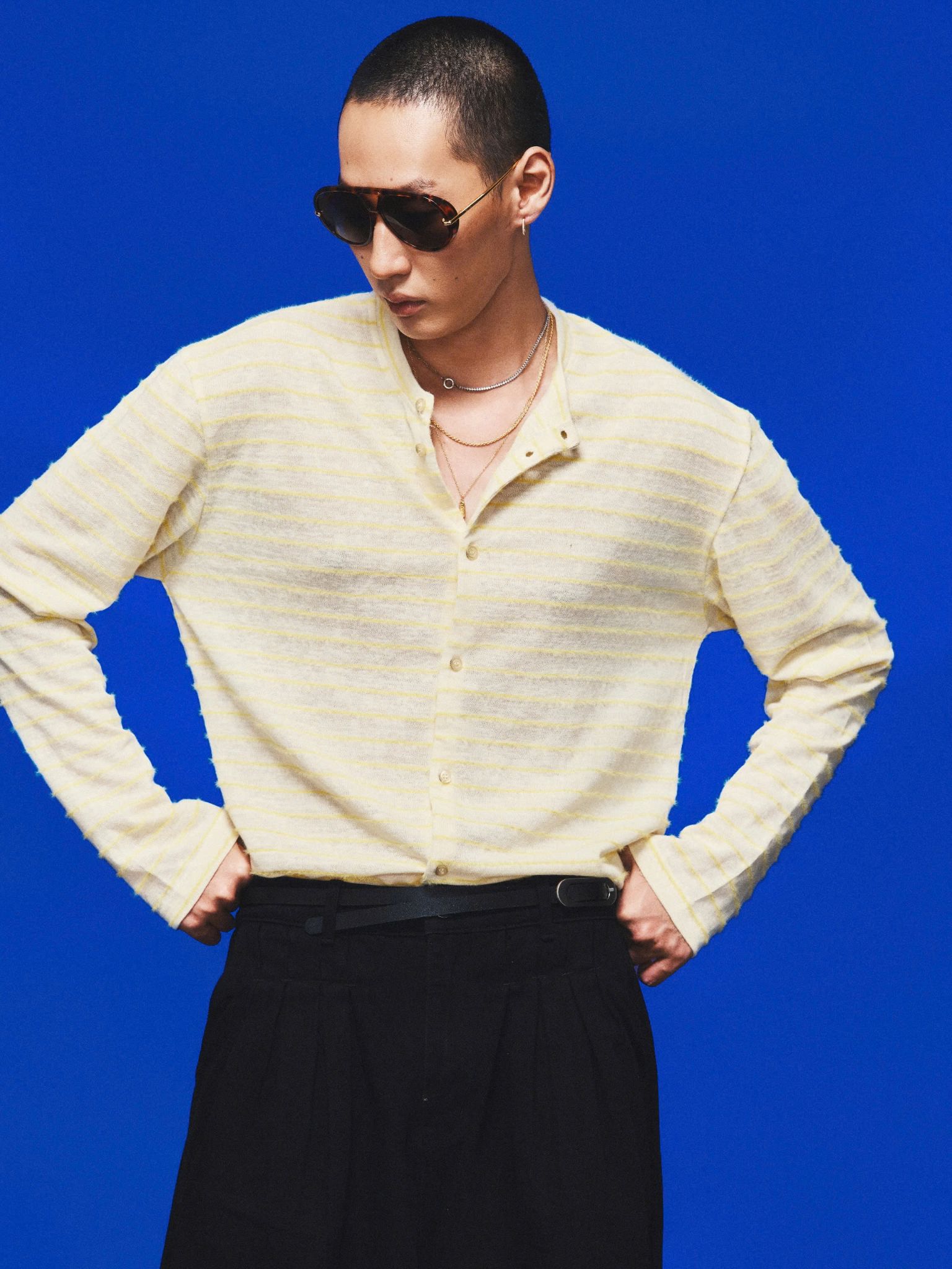  MULTI-PLEATED DENIM PANTS 