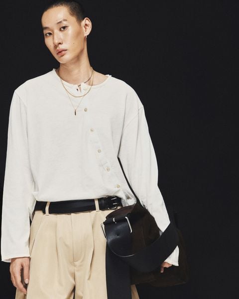  OBLIQUE BUTTON TOP 