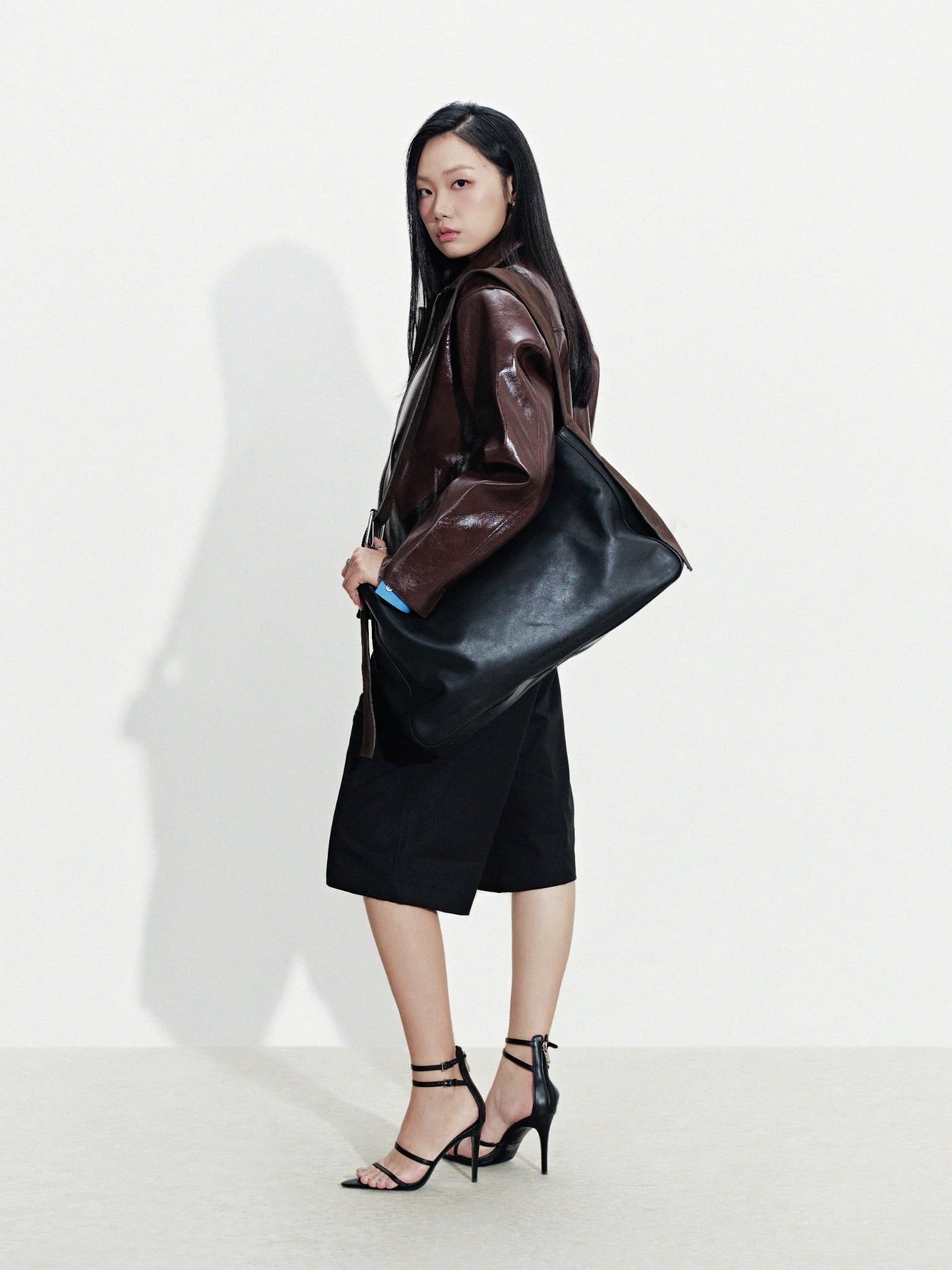  LOOSEHOLD LEATHER BAG 