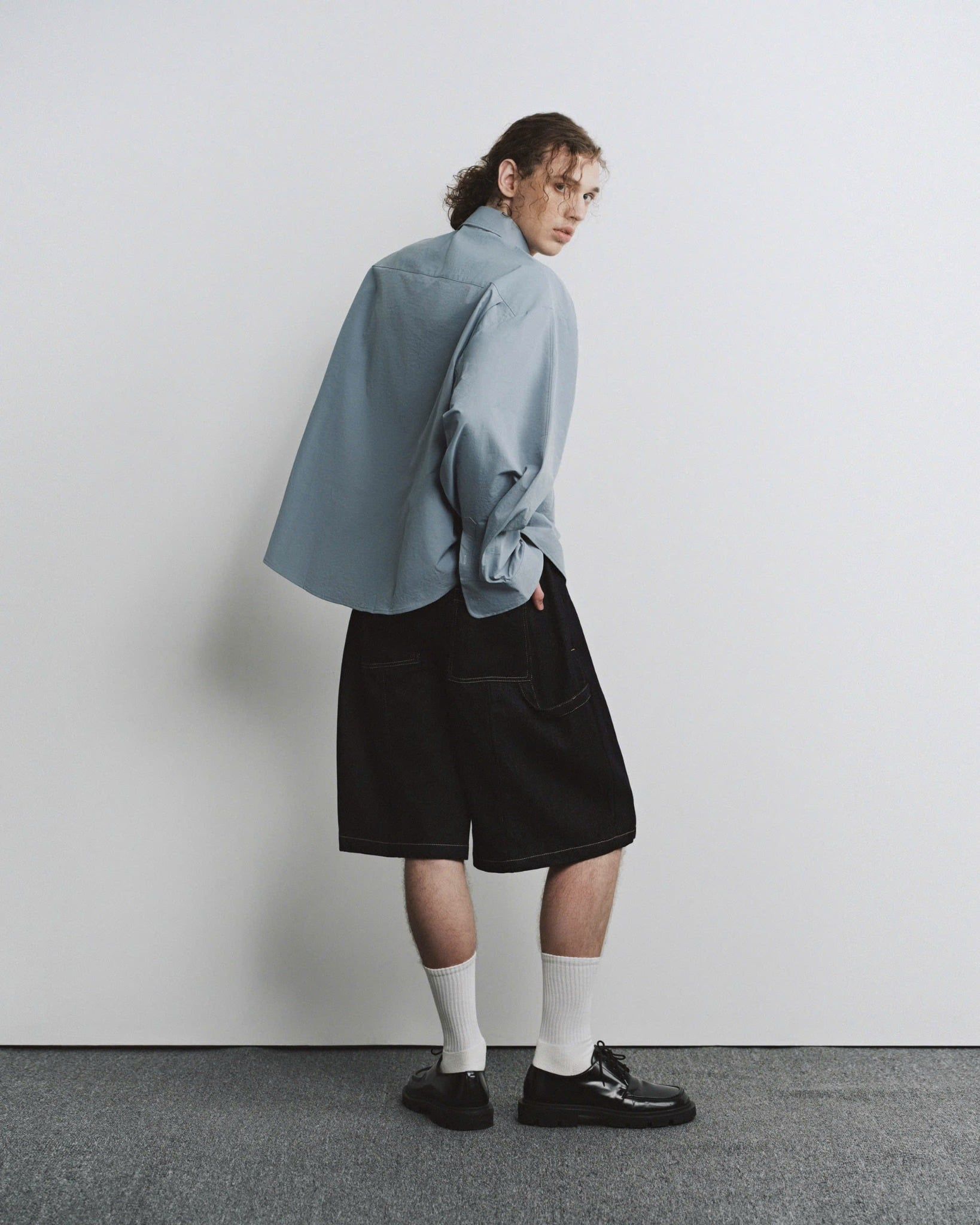  CURVY SLEEVES SHIRT 