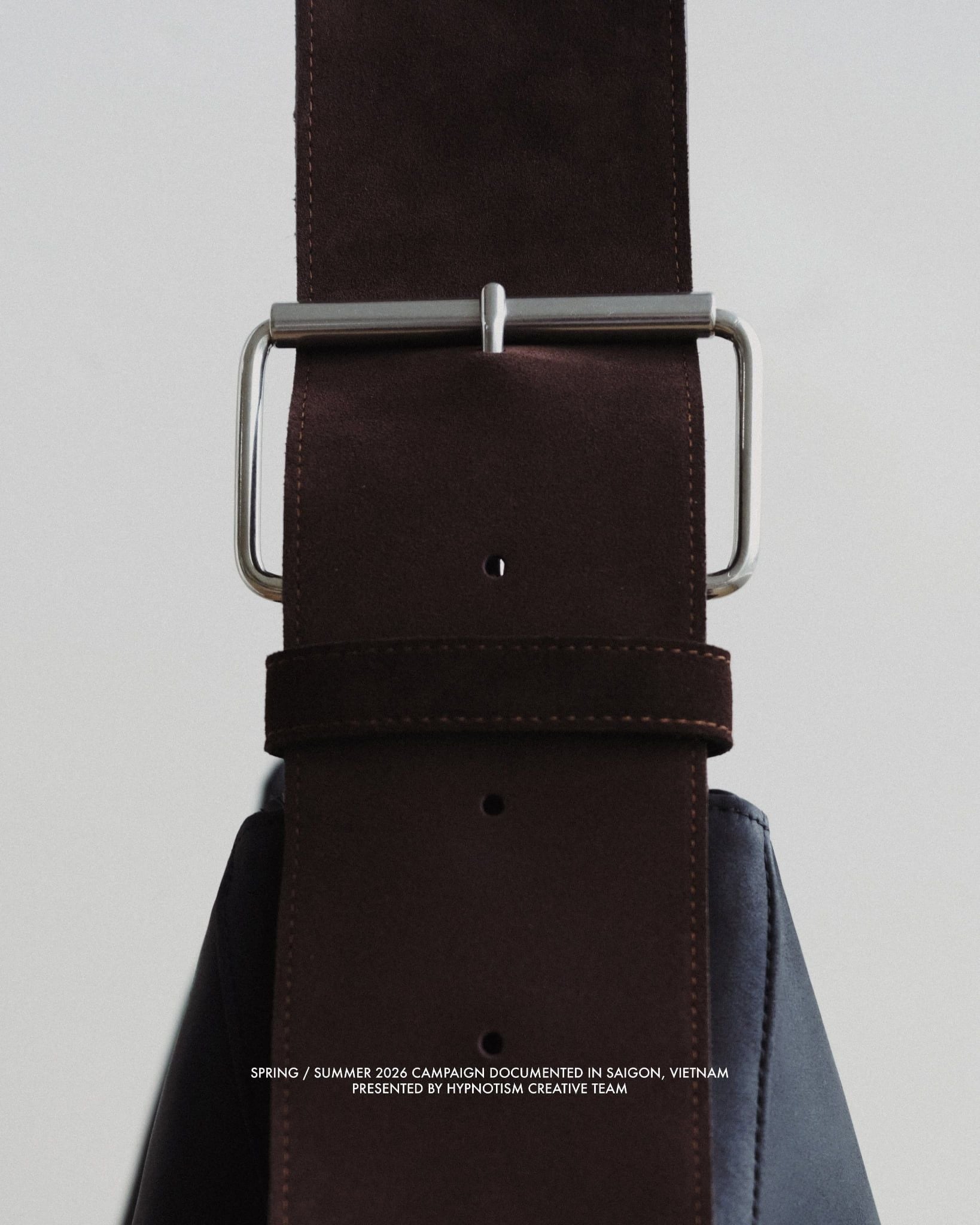  LOOSEHOLD LEATHER BAG 