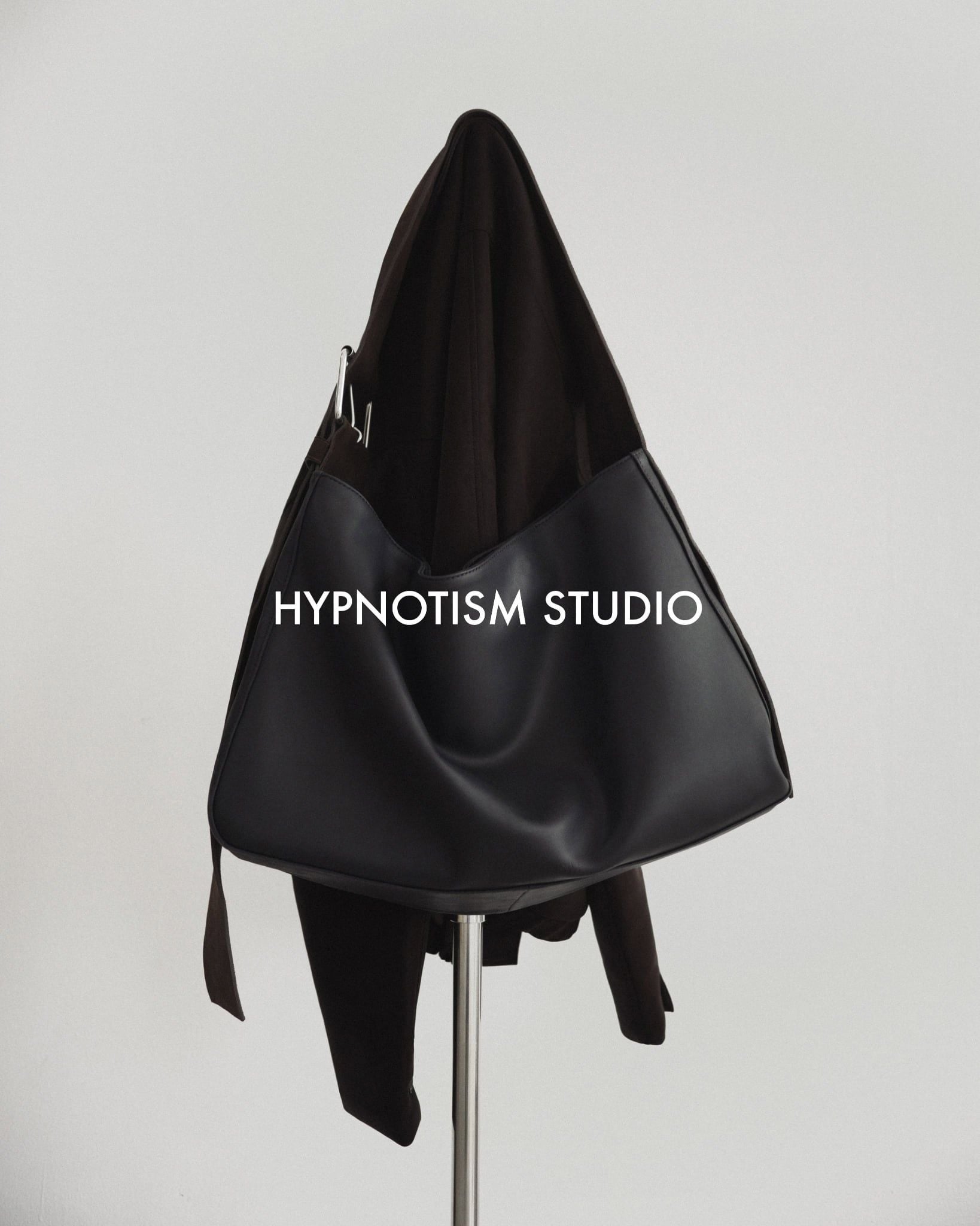  LOOSEHOLD LEATHER BAG 