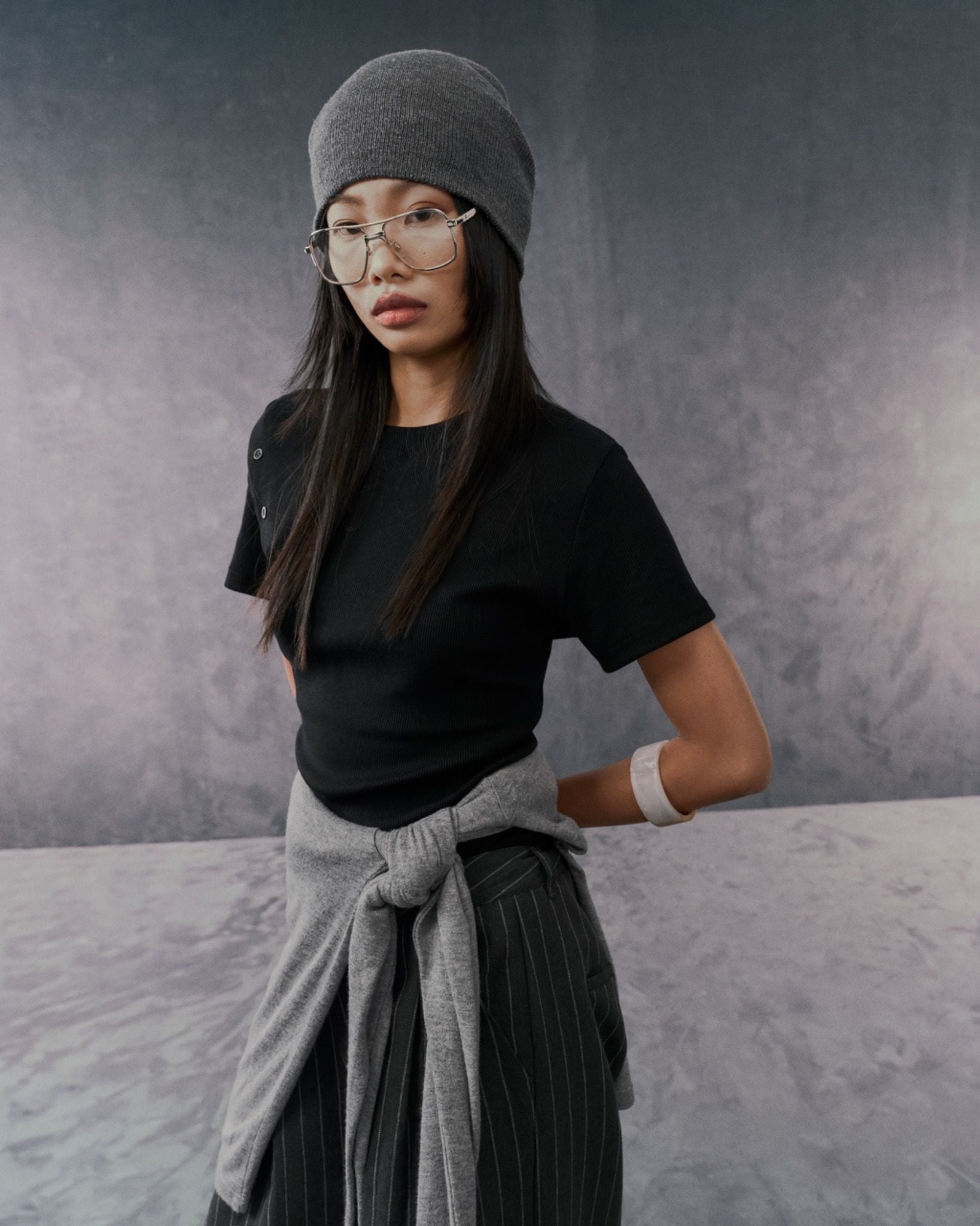  BUTTON ATTITUDE TOP 