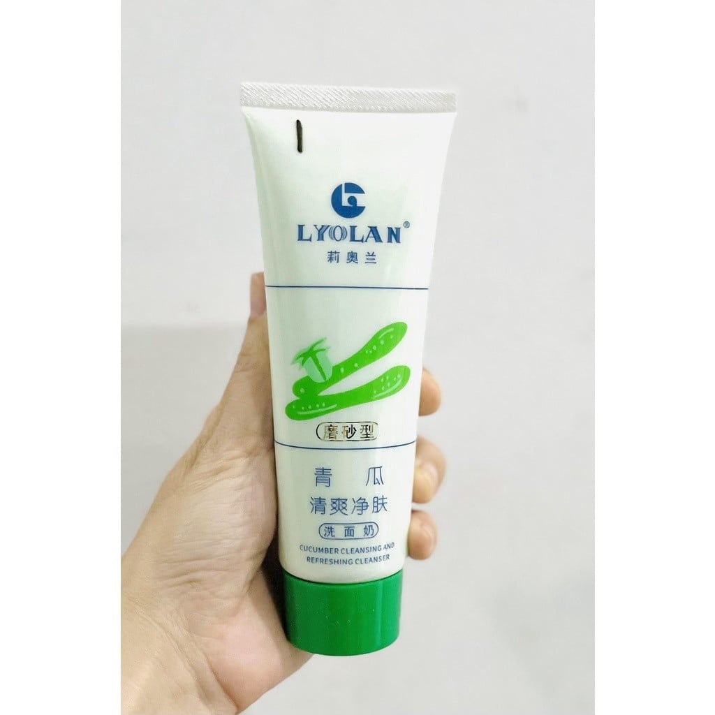 Tuýp sữa rửa mặt Lyolan 120g - Loại mới sẽ có hạt ít hơn  AZ008