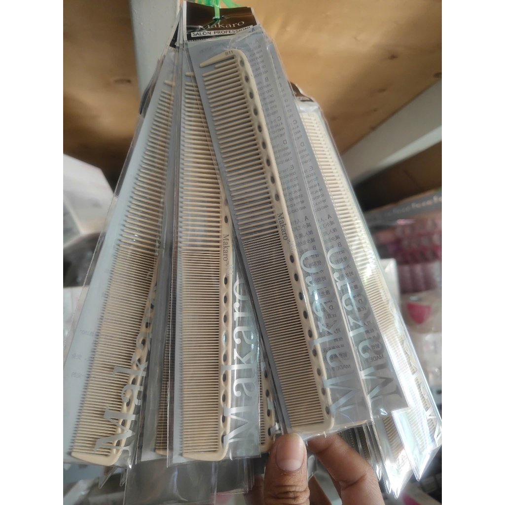 Lược nhật MAKARO chịu nhiệt tốt, lược cắt tóc chất lượng cao Az008