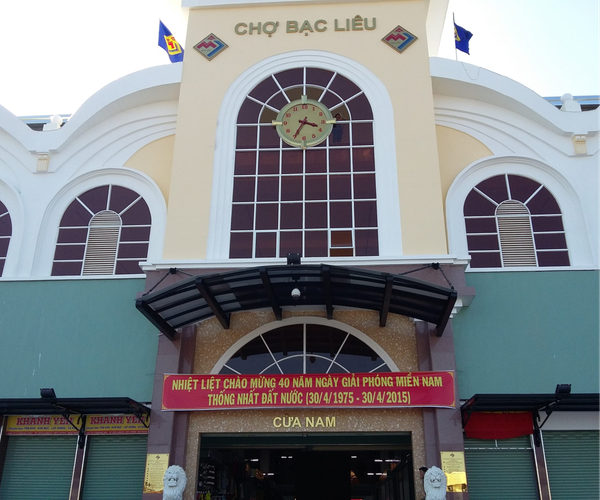  Đồng hồ công cộng chợ Bạc Liêu 