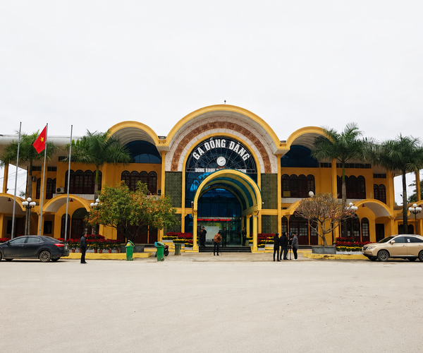  Đồng hồ công cộng Ga Đồng Đăng Lạng Sơn 