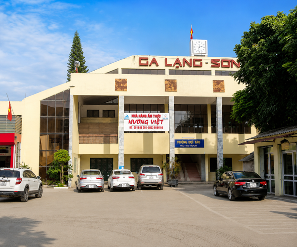  Đồng hồ công cộng Ga Lạng Sơn 