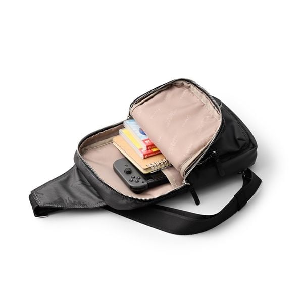 Túi đeo chéo Mr Vui TDC 009 thiết kế thanh lịch và thời trang (33 x 20 x 7 cm)