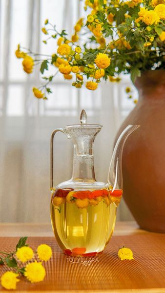 trà thảo mộc giải nhiệt